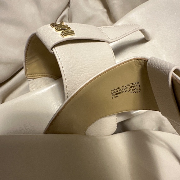 Michael Kors - Picture 7 of 8